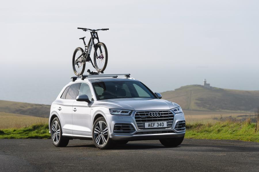  Audi Q5 TFSI Quattro S-Line 2017 года  (UK) (фото 37 из 40)